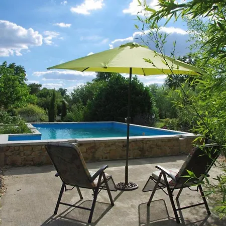 Avec Piscine Sainte Anne 別荘 *